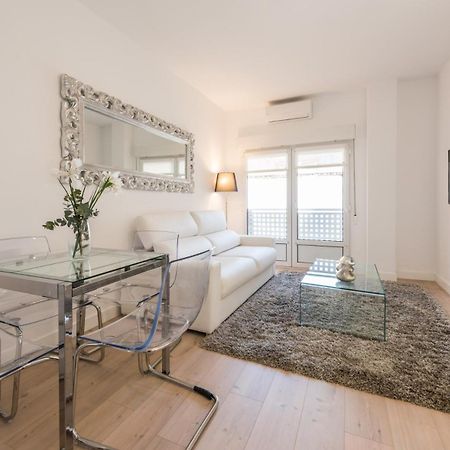 Chueca Suites Madrid Bagian luar foto
