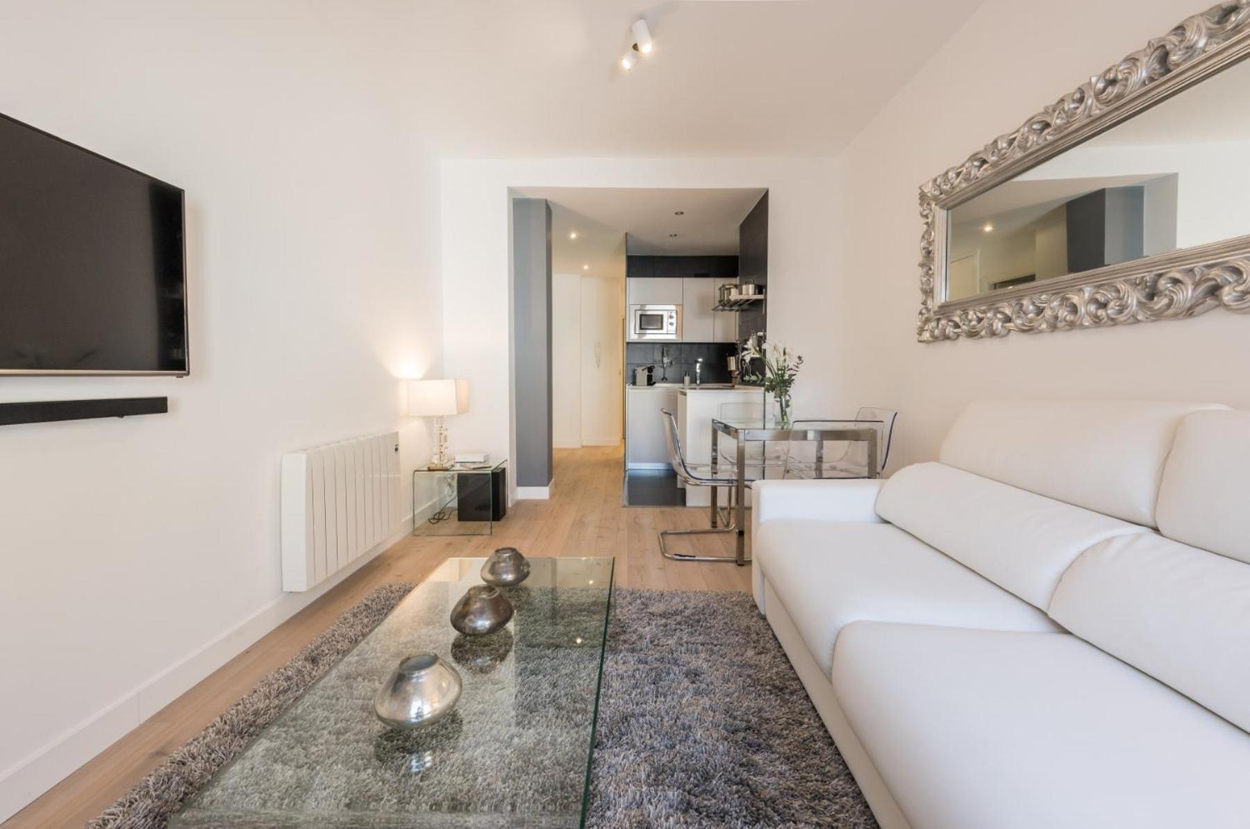 Chueca Suites Madrid Bagian luar foto