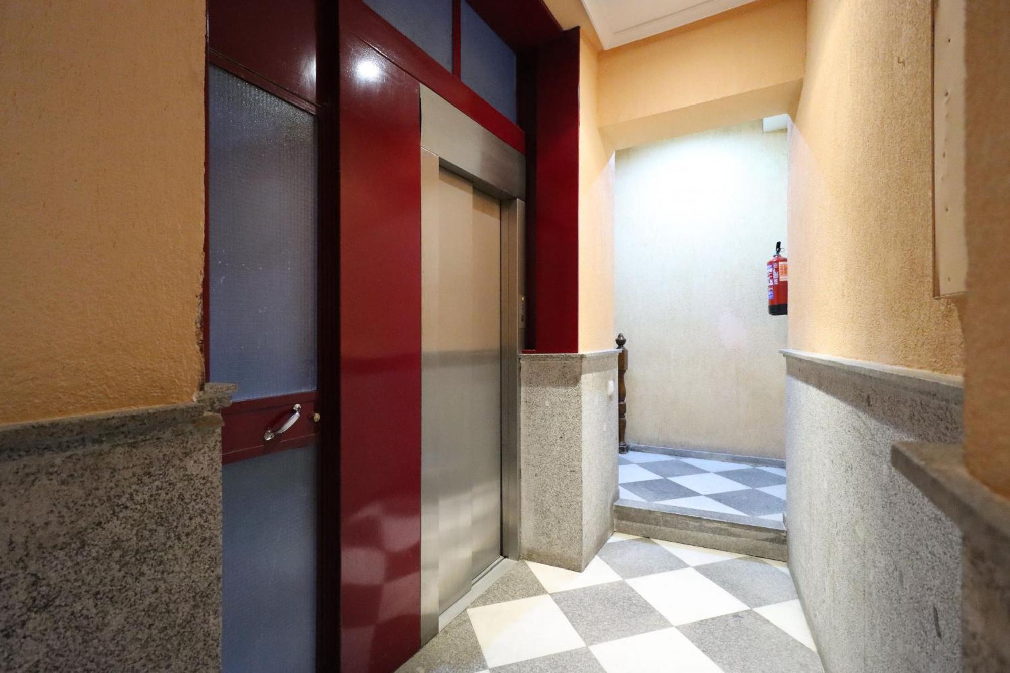 Chueca Suites Madrid Bagian luar foto