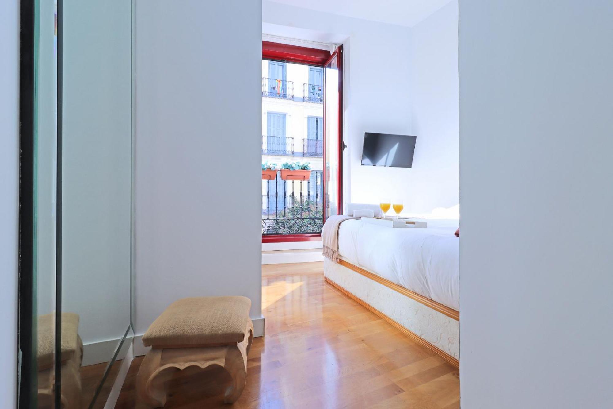 Chueca Suites Madrid Bagian luar foto